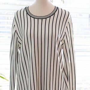EUC Ann Taylor Black & White Striped Crew Neck Sweater Size XL